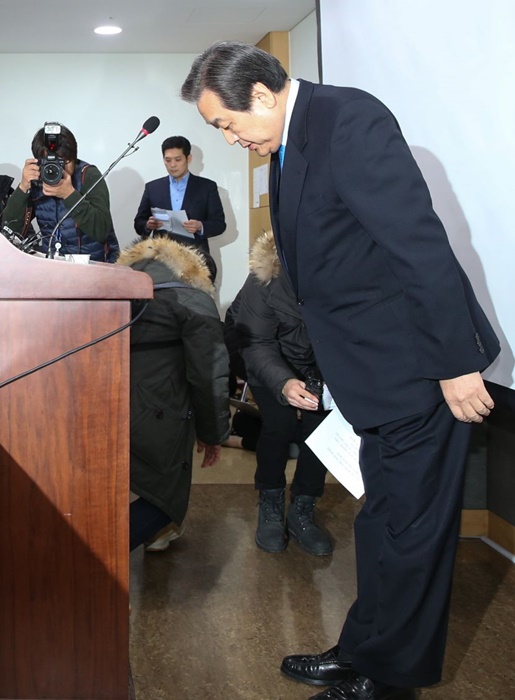 대선불출마 선언을 하고 있는 김무성 전 새누리당 대표 <사진 김무성 의원 홈페이지>