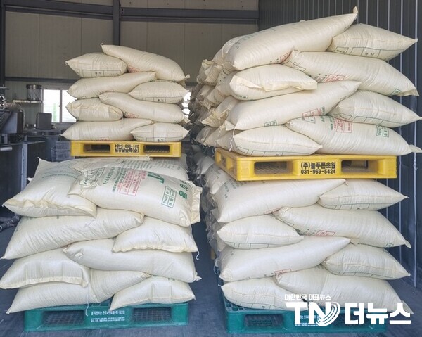 정부 공급 콩 비축창고 보관 사진 - 사진 한국농수산식품유통공사